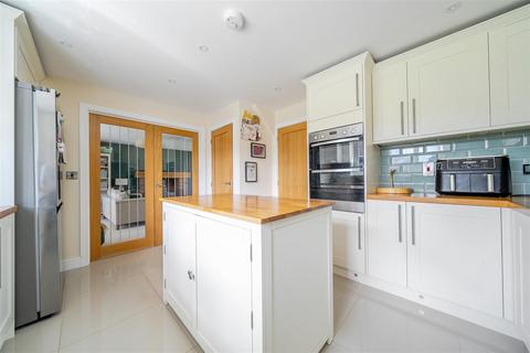 4 bedroom detached house for sale, 2 Old Mill Close, Worthen, Shrewsbury, SY5 9JT