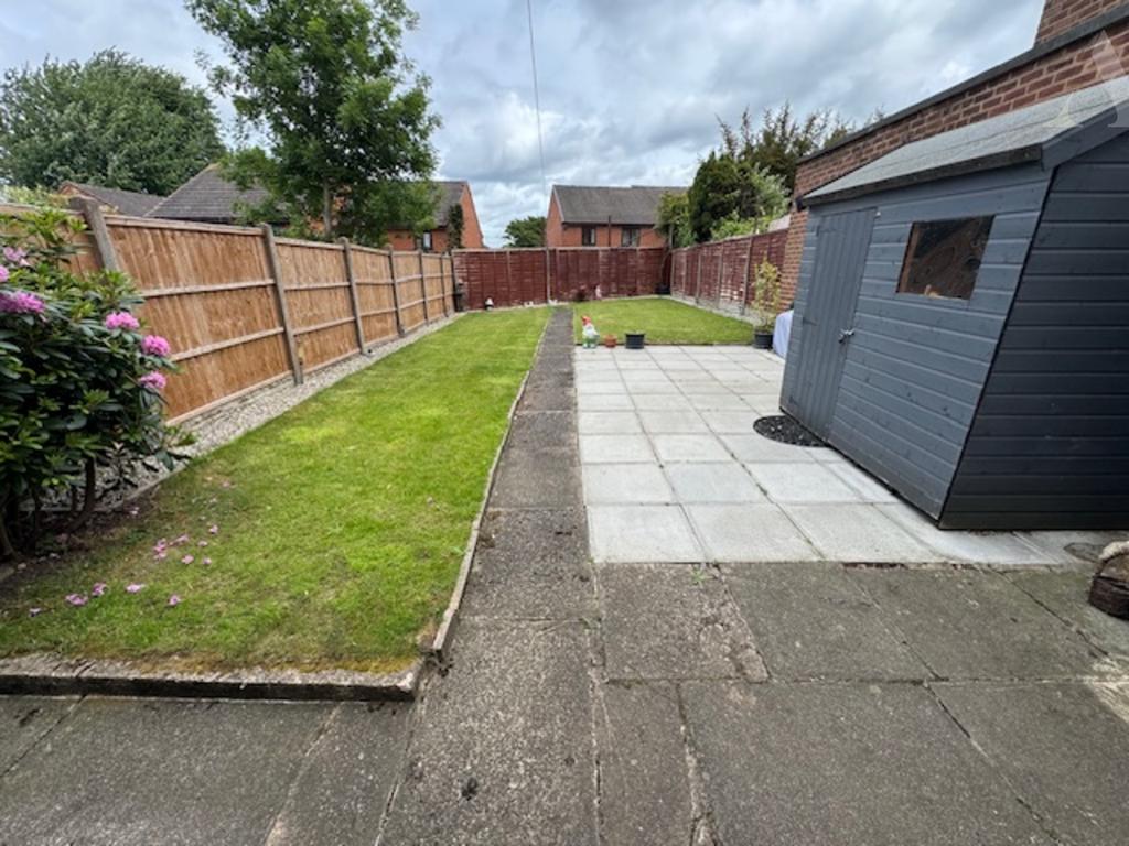 4 Wallbank Road Garden