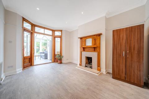 4 bedroom end of terrace house for sale, Polsted Road, London, SE6