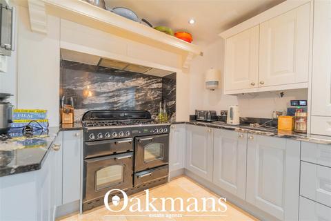 26 Bellfield, Northfield, Birmingham, B31 1FH