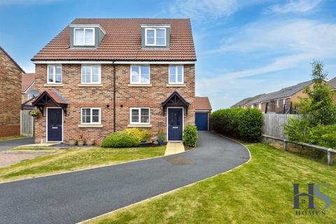 5 Elson Vale, Tamworth, B79 8UG