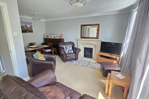 10 Beatrice Walk, Bexhill-on-sea, TN39 4EW