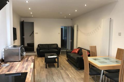 4 bedroom end of terrace house for sale, Exeter Road, Birmingham, B29