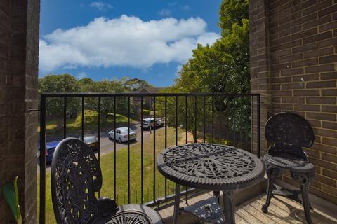 2 bedroom flat for sale, Francis Road, Broadstairs, CT10