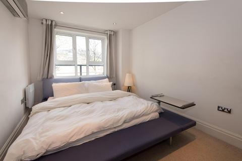 2 bedroom apartment for sale, Royal Quarter, Seven Kings Way, Kingston upon Thames, UK, KT2