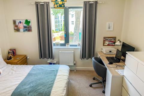 2 bedroom flat to rent, Whitman Court, St. Georges Grove, SW17
