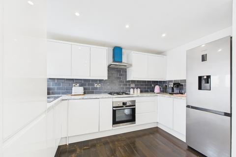 41 Langdon Shaw, Sidcup, DA14 6AX
