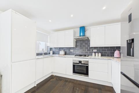 41 Langdon Shaw, Sidcup, DA14 6AX