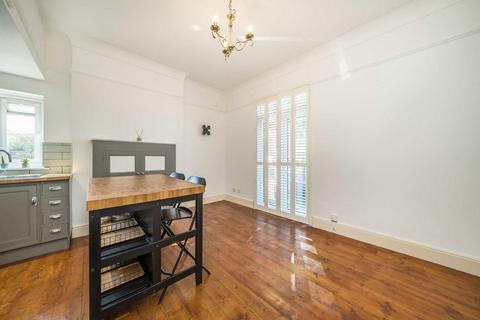 undefined, Waldegrave Road, Teddington TW11