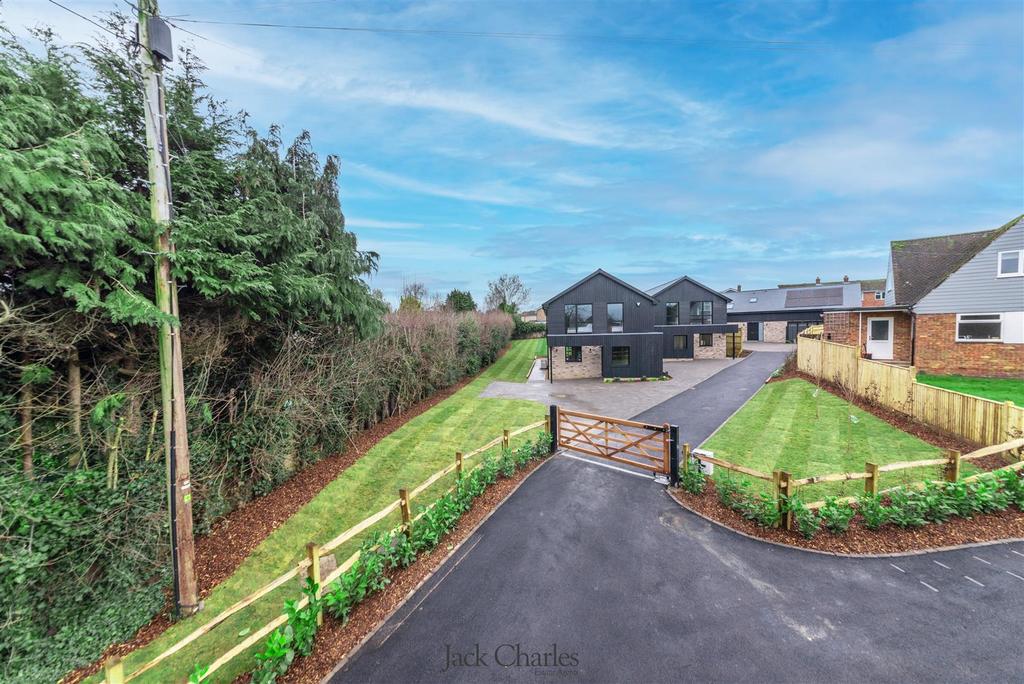 4 Orchard Drive-82.jpg