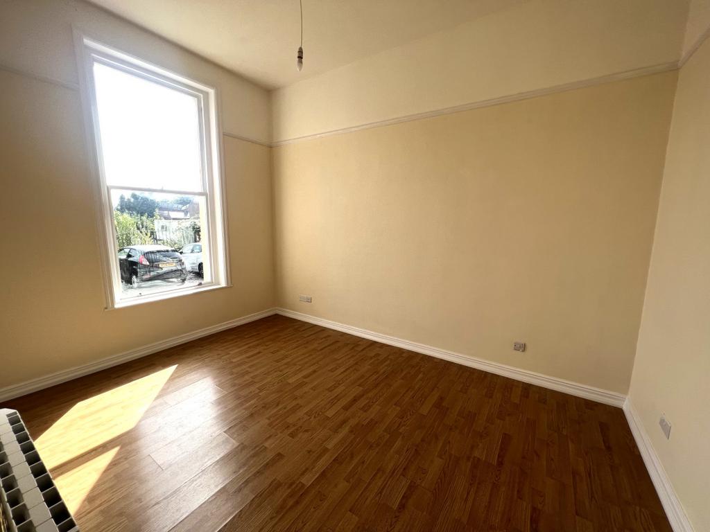 5 Avenham Place