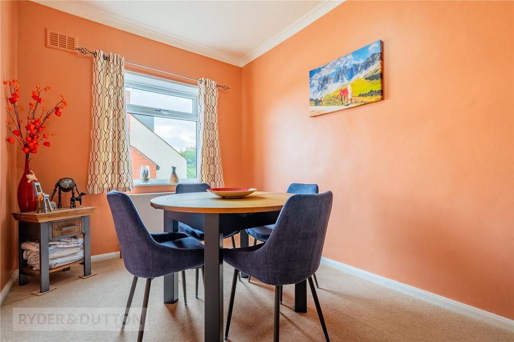 Dining Room/ Bed 3