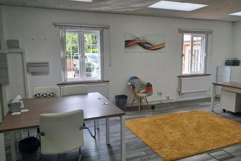 Office for sale, High St Reading RG7 5AJ