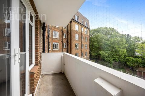 2 bedroom flat for sale, Furze Hill, Hove, BN3