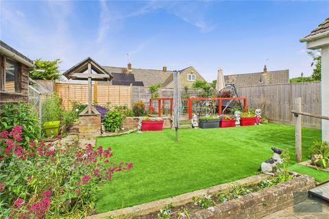 51 Avon Road, Melksham, SN12 8BB