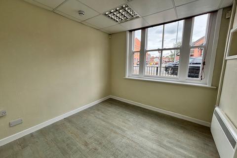 undefined, Castlegate, Newark, Notts, NG24