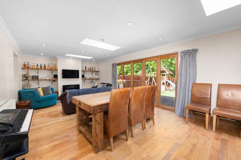 3 bedroom detached house for sale, Caltrop Place, Stirling, FK7