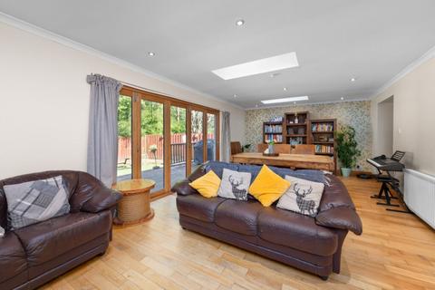 3 bedroom detached house for sale, Caltrop Place, Stirling, FK7