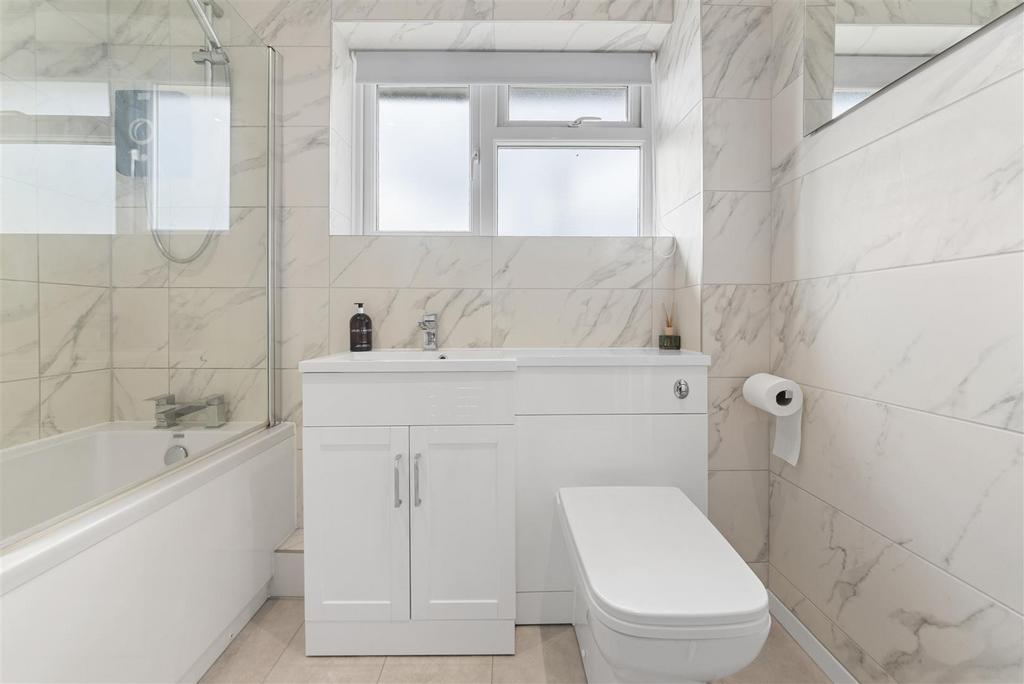 Family bathroom