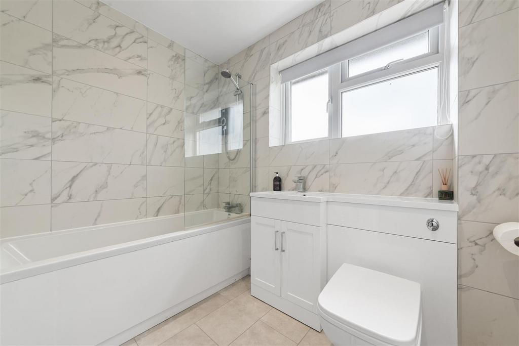 Family bathroom