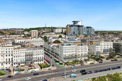 2 bedroom penthouse for sale, Marine Parade, Brighton, BN2