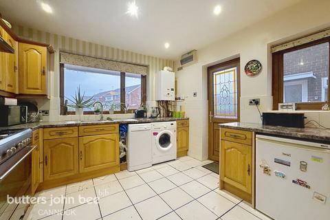 4 bedroom semi-detached house for sale, Chapel Street, Cannock