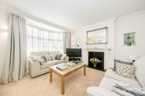 undefined, Hatley Close, London N11