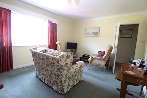 2 bedroom apartment for sale, Portswood Drive, Bournemouth, Dorset, BH10