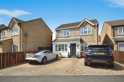 4 bedroom detached house for sale, Burghley Road, Skegness PE25