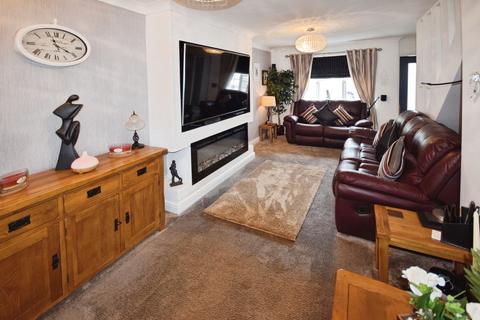 4 bedroom detached house for sale, Burghley Road, Skegness PE25