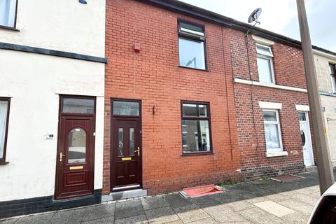 3 bedroom terraced house to rent, Kemp Street, Fleetwood, Lancashire, FY7