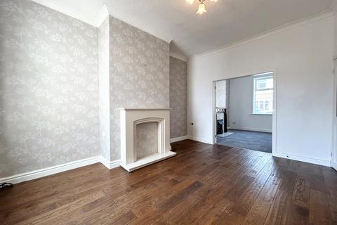 3 bedroom terraced house to rent, Kemp Street, Fleetwood, Lancashire, FY7