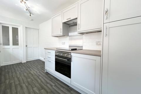 3 bedroom terraced house to rent, Kemp Street, Fleetwood, Lancashire, FY7
