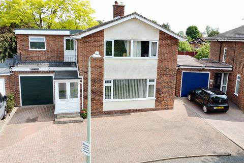 undefined, Henley, Ipswich IP6