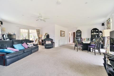 4 bedroom detached bungalow for sale, Melton Drive, Storrington, RH20