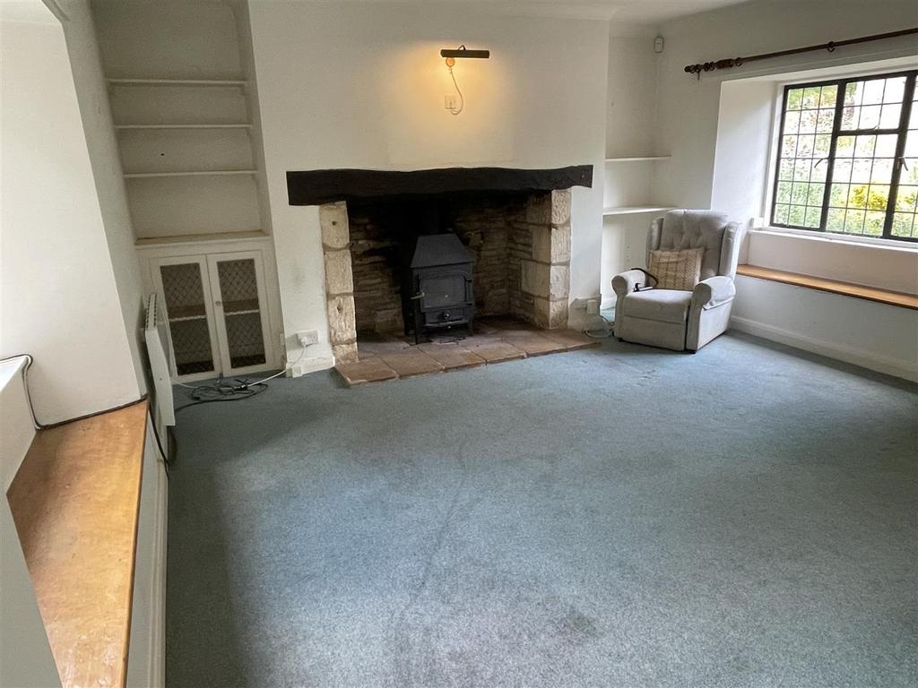 Reception Room 2.JPG