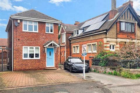 undefined, Queens Avenue, Snodland, Kent