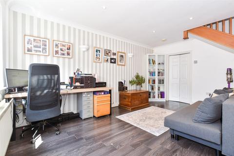 undefined, Queens Avenue, Snodland ME6