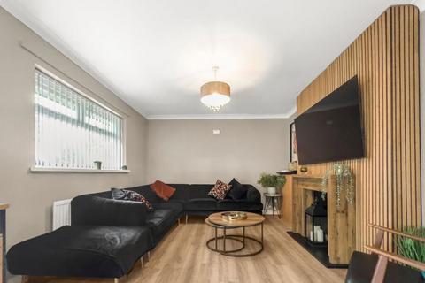 61 Lordsgate Lane, Burscough, Ormskirk, L40 7UR