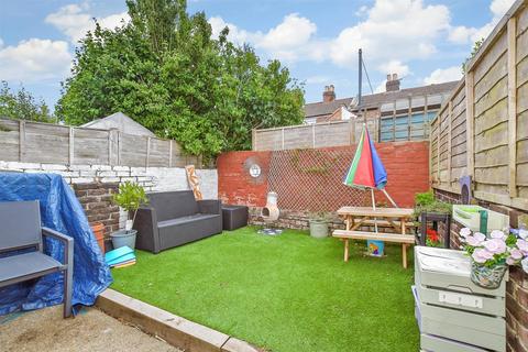 2 bedroom terraced house for sale, Sutherland Road, Southsea PO4
