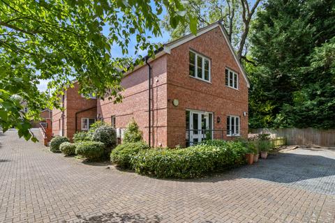 undefined, Apartment 2, Nightingale Court, 2 Jenny Lind Grove, Malvern, Worcestershire