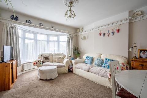 3 bedroom semi-detached bungalow for sale, Applecroft Road, York