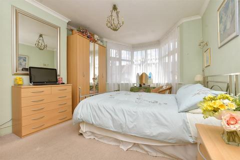 3 bedroom semi-detached house for sale, Winterbourne Road, Thornton Heath, Surrey
