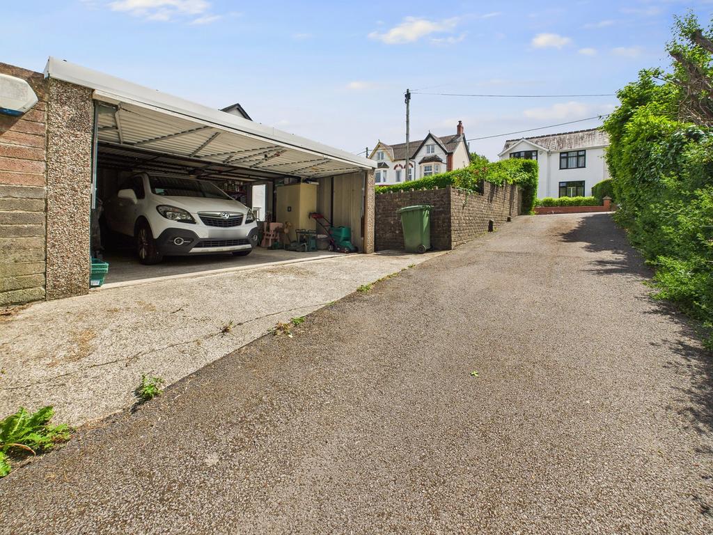 Double Garage