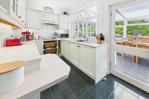 4 bedroom semi-detached house for sale, Hillside, Caerphilly. CF83