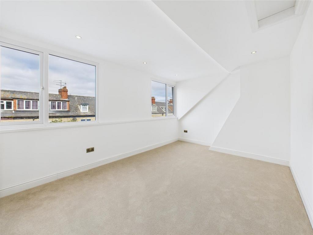 Bedroom: