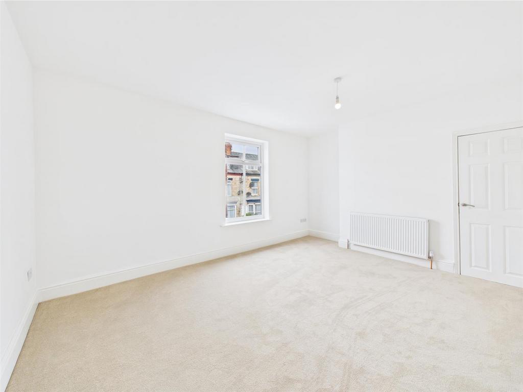 Bedroom:
