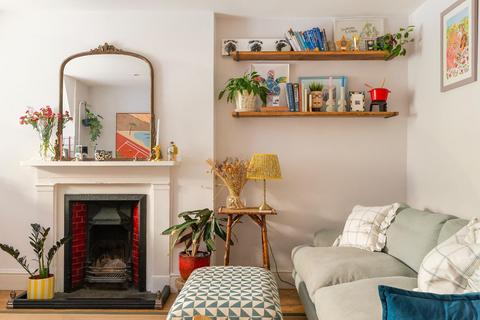 2 bedroom flat for sale, Westbourne Place, Clifton