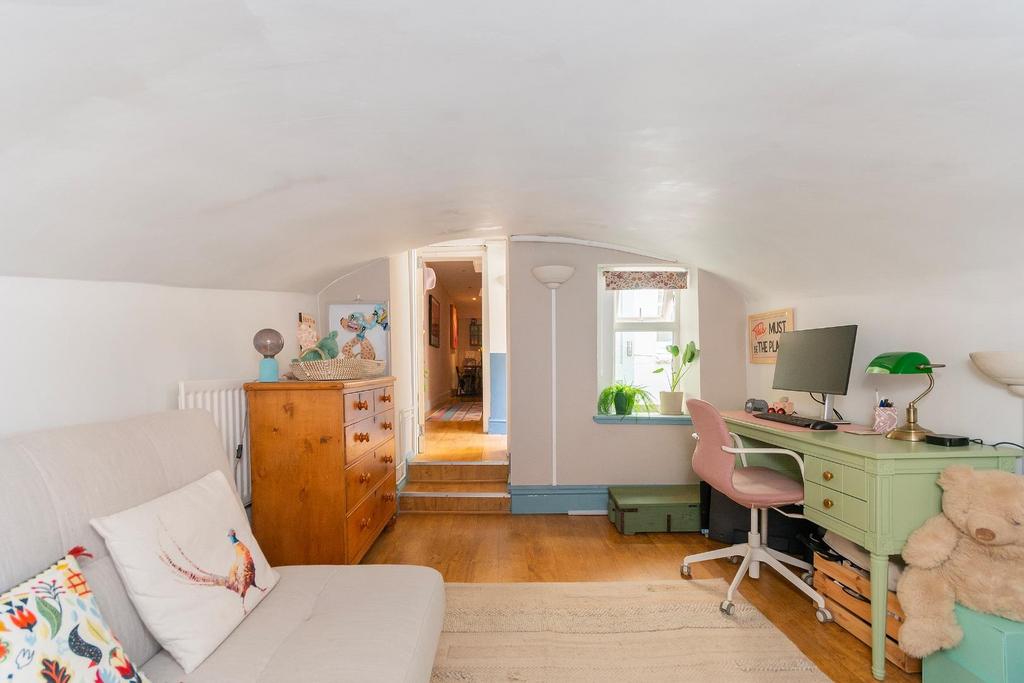 G0 F2 WPCN - Bedroom A.jpg