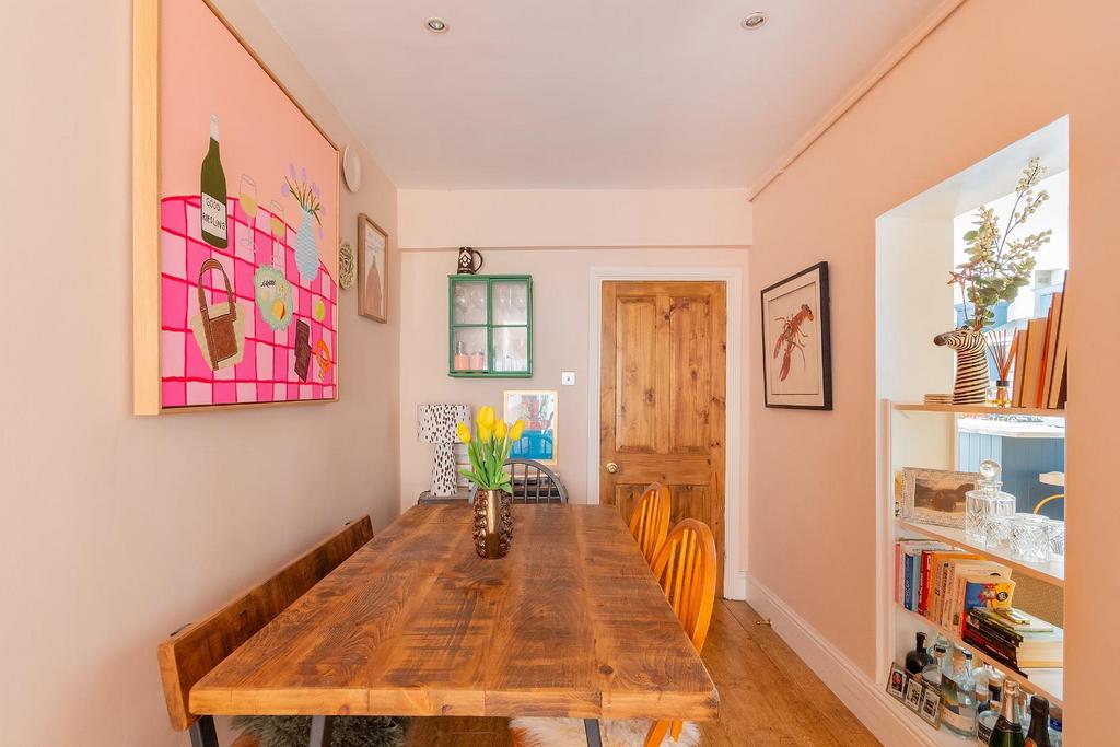 G0 F2 WPCN - Dining Room C.jpg